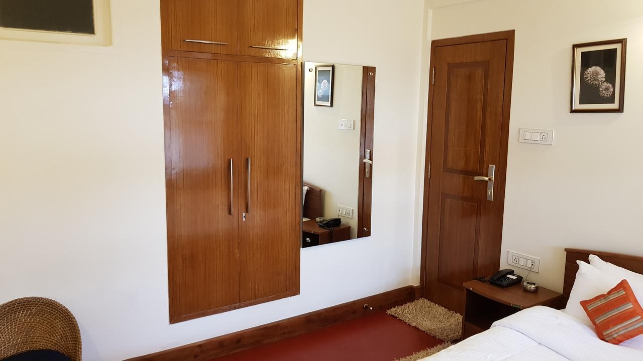 Woodland Hill Stay Shillong Exterior photo